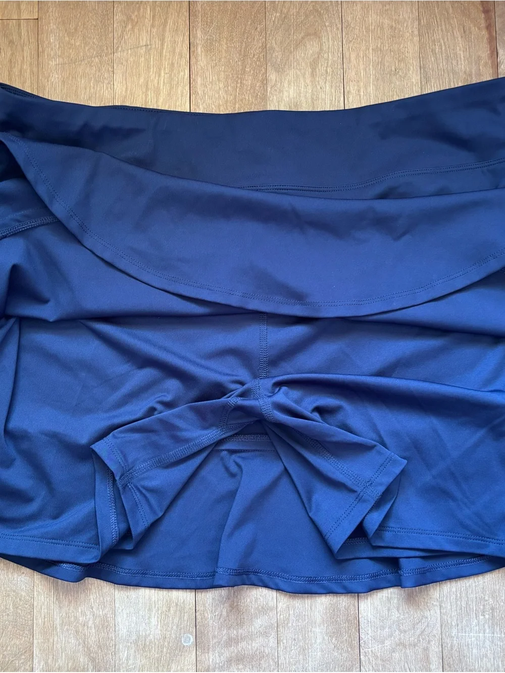 Tommy Bahama Navy Mini Skirt or Skort with Ruffle Hem XL - Picture 8 of 8